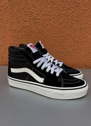Оригінальні високі культові кеди vans sk8-hi 36.5-37 розмір 23 см чорного кольору в ідеальному стані