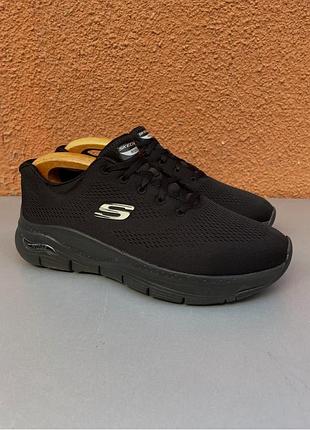 Оригінальні кросівки skechers 41.5-42 розмір 26.5 см чорного кольору