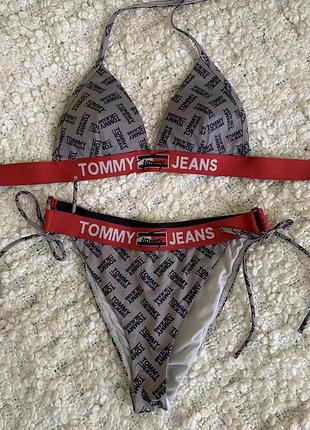 Роздільний жіночий купальник від бренду tommy jeans (молодіжна лінійка компанії tommy hilfiger