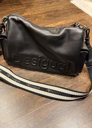 Сумка жіноча desigual чорна через плече