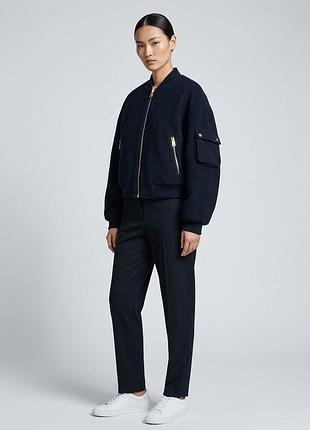 Женская темно-синяя куртка-бомбер от бренда zara