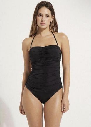 Кружевной корректирующий купальник tezenis.