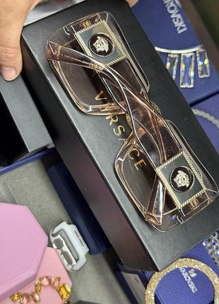 Versace медуза рожева оправа золота фурнітура оригінал не носила