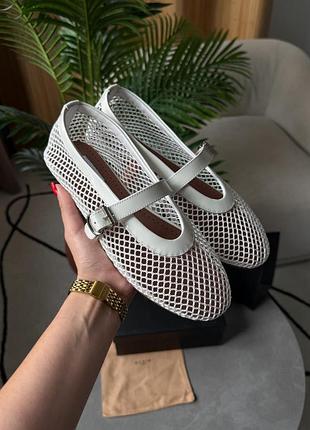 Alaïa ballet flats in fishnet optical white
