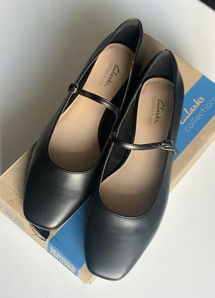Туфлі жіночі clarks чорні, розмір 39.5, модель мері джейн