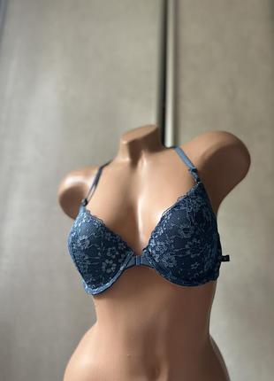 Стоковий бюстгальтер від victoria’s secret