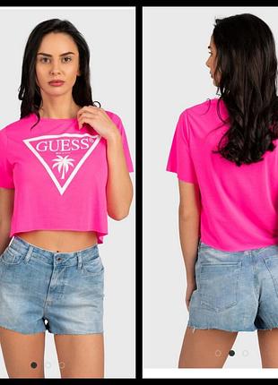 Розовая фирменная футболка guess