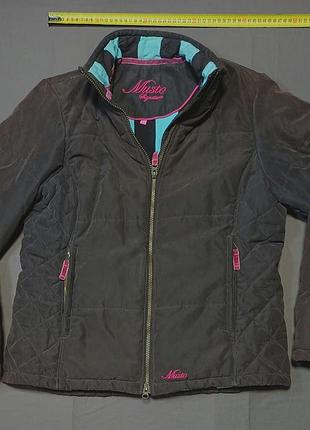 Плечи 42 см musto signature size 16 коричневая теплая стеганая куртка 
shell: 85% polyester 15% polyamide 
lining: 100% cotton