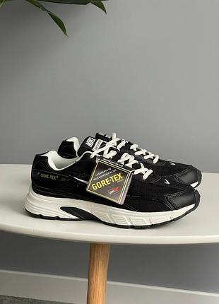 Мужские кроссовки nike initiator black white gore-tex 394045-096