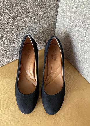 Туфлі жіночі clarks, розмір 37 (7w)