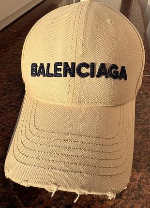 Бейсбока balenciaga