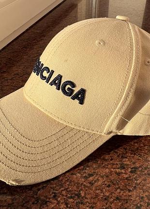 Бейсбока balenciaga 2