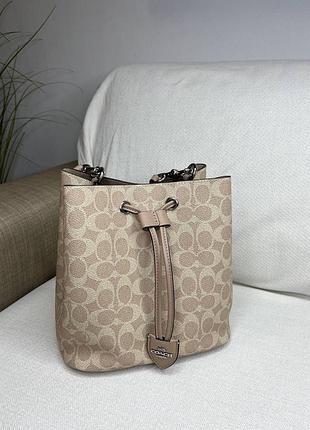 Сумка жіноча coach бежева з монограмою