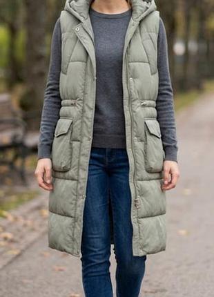 Довгий дутий жилет хакі з капюшоном, аzara paris, m,l