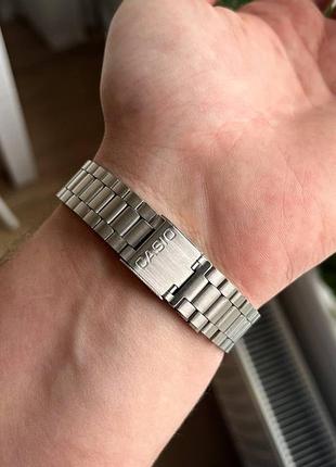 Чоловічий годинник casio 9