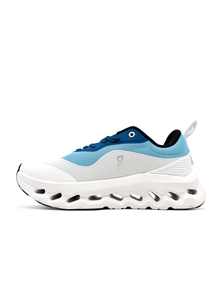 Женские кроссовки on loewe x cloudtilt 2 white blue