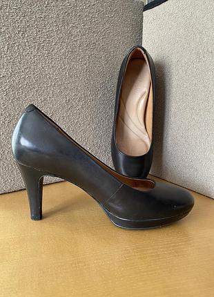 Туфлі жіночі clarks, 37 розмір