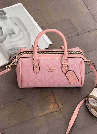 Сумка жіноча coach mini rowan crossbody in signature рожевий коуч бочонок