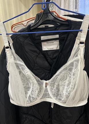 Жіночій білий бюстгальтер з мереживом і сітечкою m&s розмір 80f 36e