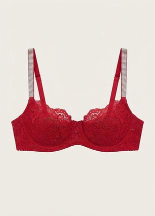Красный кружевной бюстгальтер от бренда intimissimi из коллекции holiday lights 75b 75c
