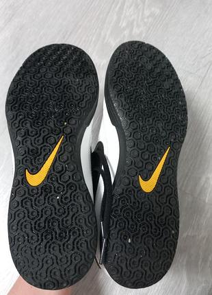 Дитячі футзалки nike 8