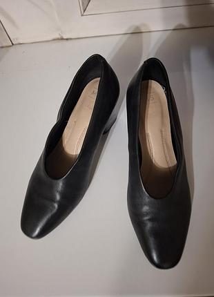 Туфли кожаные на 39-40 3