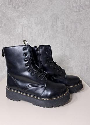 Черевики dr. martens jadon black polished smooth з хутром