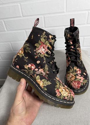 Dr. martens женские текстильные ботинки с цветочным рисунком размер 37