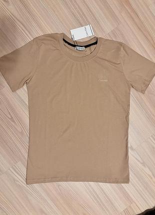 Футболка бежева calvin klein s