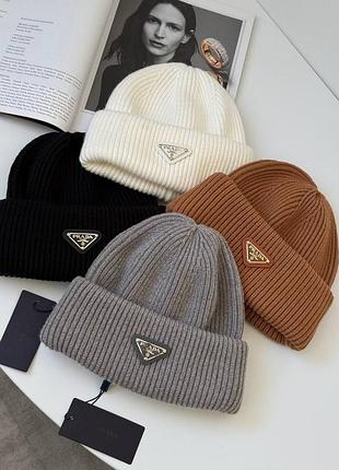 Шапочки котелки prada зима осінь 2