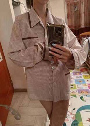 Піжаиа двійка s