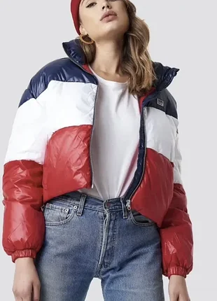 Пуховик  укорочений  оверсайс від levi's