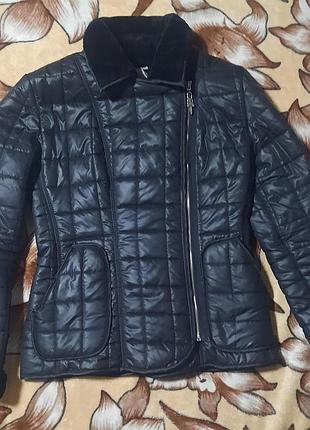 Стеганая куртка-косуха gianfranco ferre (италия), р. 36 it (xxs/xs)