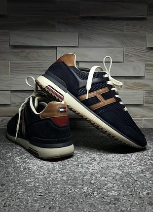 Кроссовки tommy hilfiger . оригинал