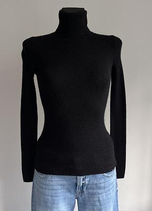 Жіночий гольф uniqlo