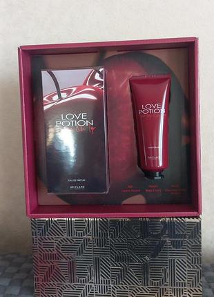 Набор love potion cherry on top в коробке