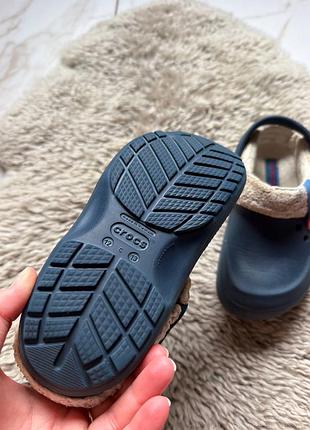 Теплі сабо на хлопця від crocs 4