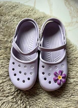 Жіночі босоніжки від crocs