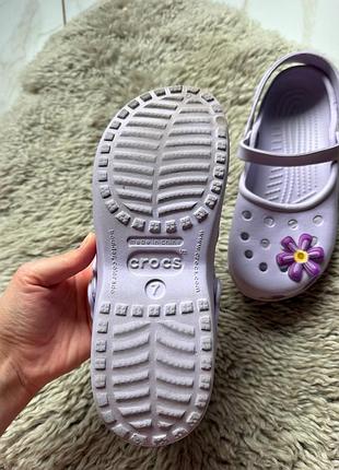Жіночі босоніжки від crocs 2