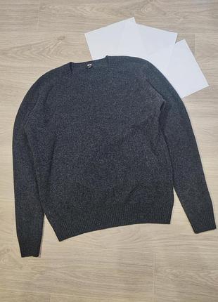 Тонкий светр uniqlo з вовни меріноса. розмір l