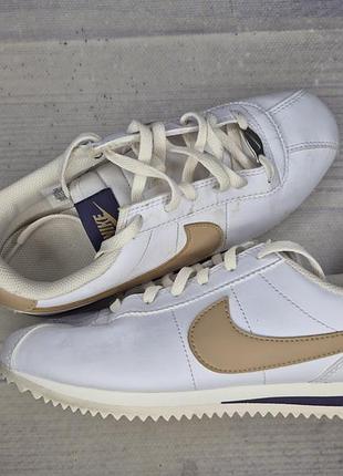 Кроссовки nike cortez