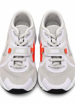 Кросівки nike жіночі, світло-сірі, розмір 40