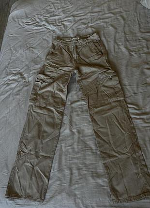 Штани-карго pull&bear бежеві, прямі, 100% бавовна, s / eur 36