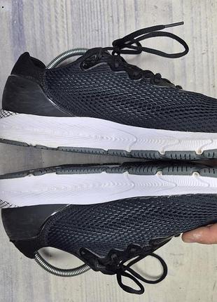 Кроссовки under armour 4