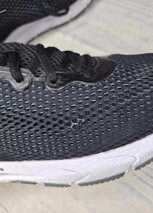 Кроссовки under armour 10