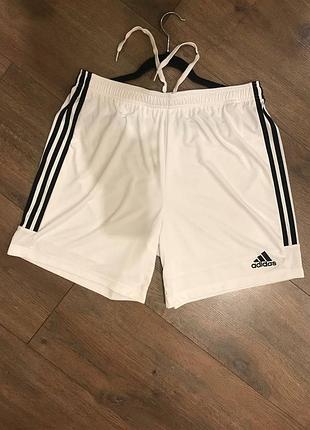 Спортивні шорти чоловічі adidas aeroready