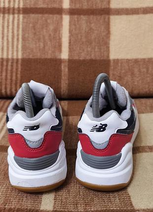 Дитячі кросівки new balance 3