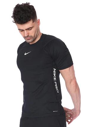 Мужская футболка nike pro aeroadapt training