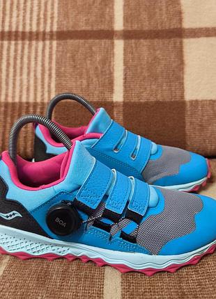 Кроссовки с мембраной saucony waterproof