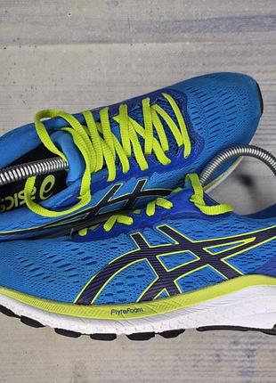 Кроссовки asics